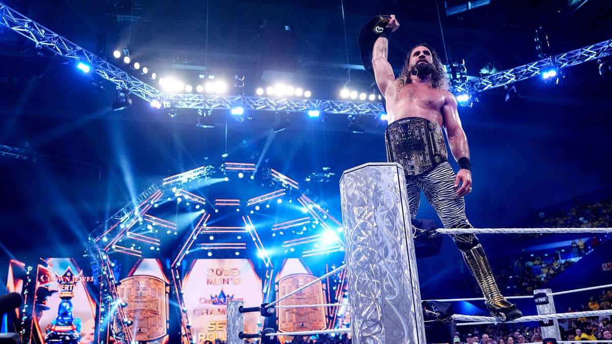 سث رالینز، ستاره کشتی کج و قهرمان سابق کمربند WWE در کرون جول 2025