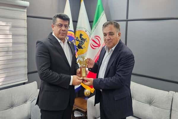 عکس از علی تاجرنیا رئیس هیئت مدیره استقلال