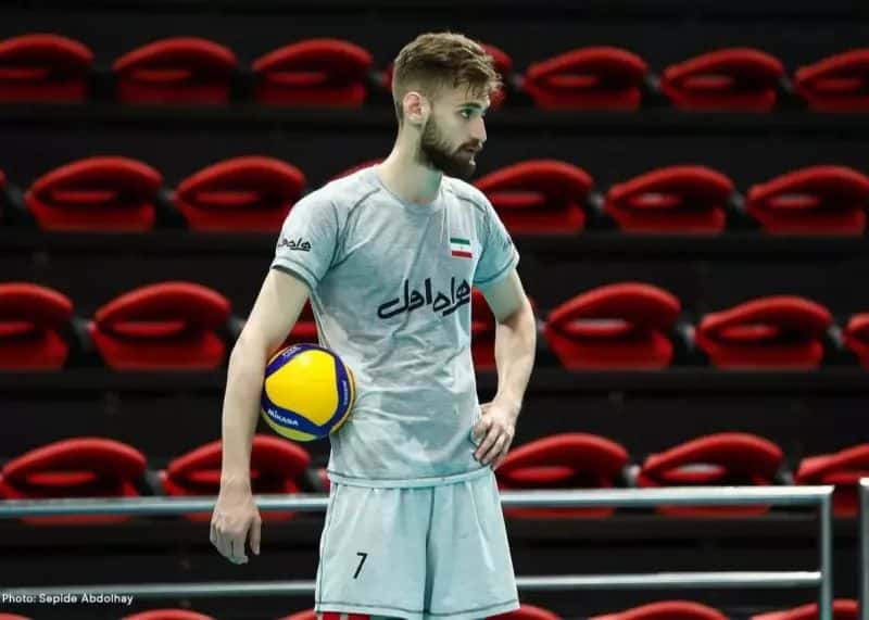 عکس از علیرضا مصلح آبادی مدافع تیم ملی والیبال ایران