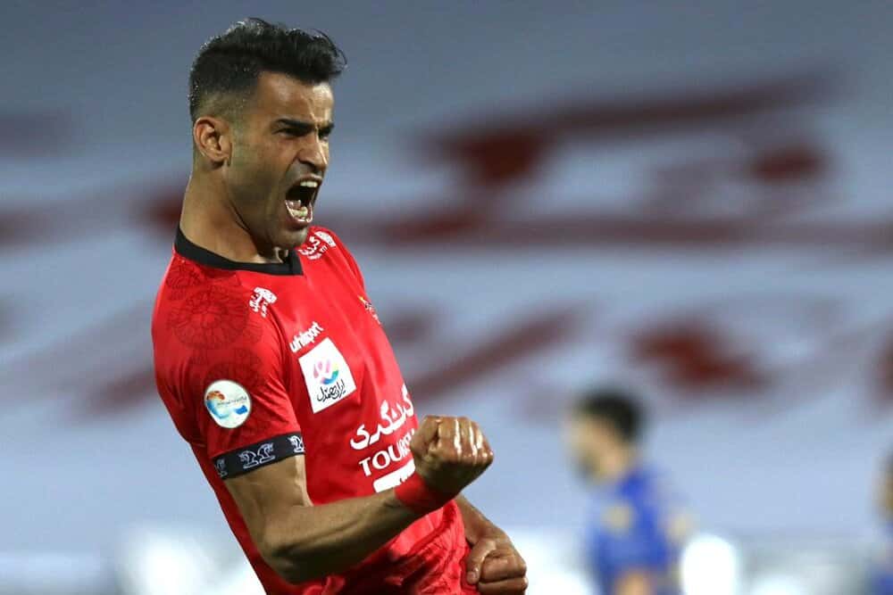 عکس از عیسی آل کثیر مهاجم سابق پرسپولیس