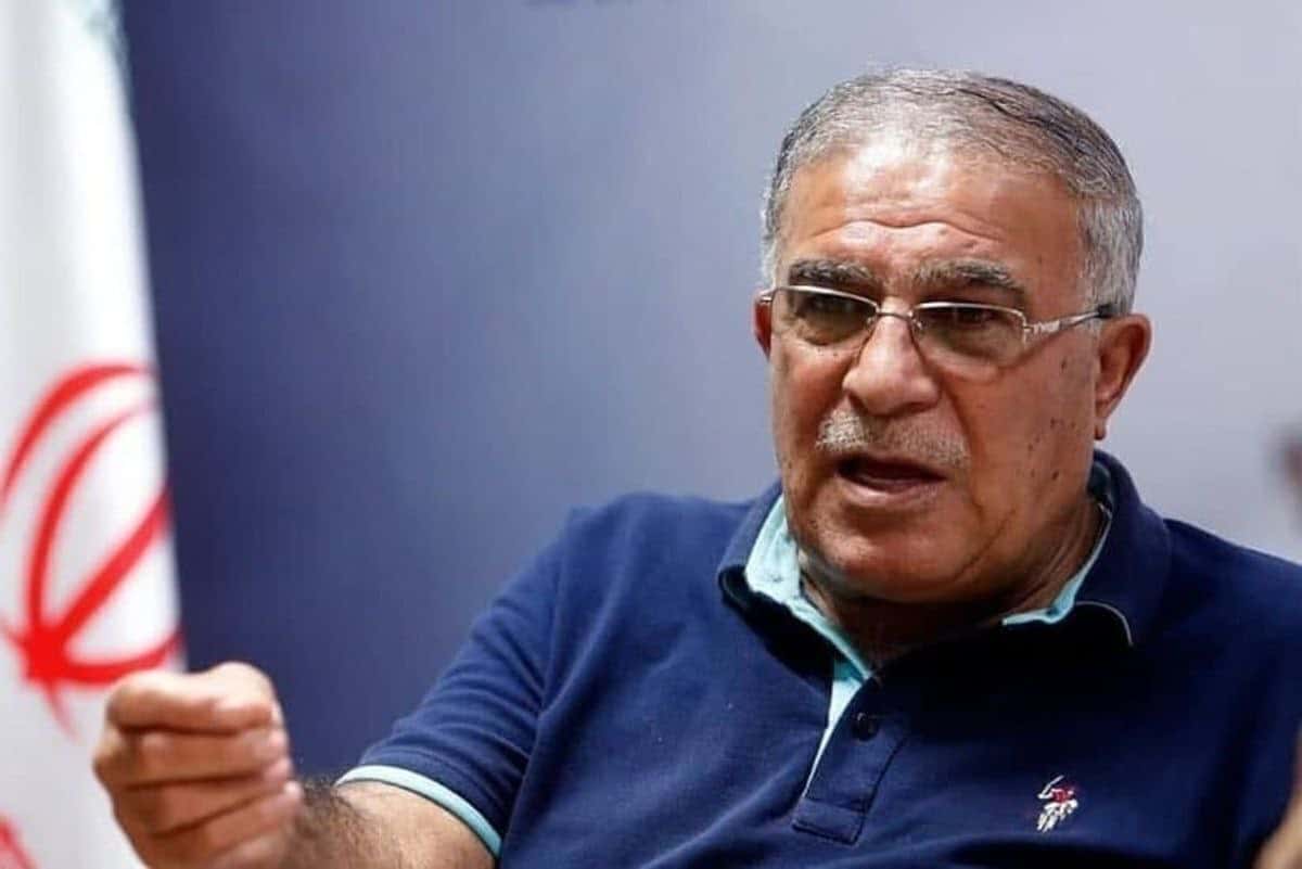 عکس از حسن روشن پیشکسوت استقلال