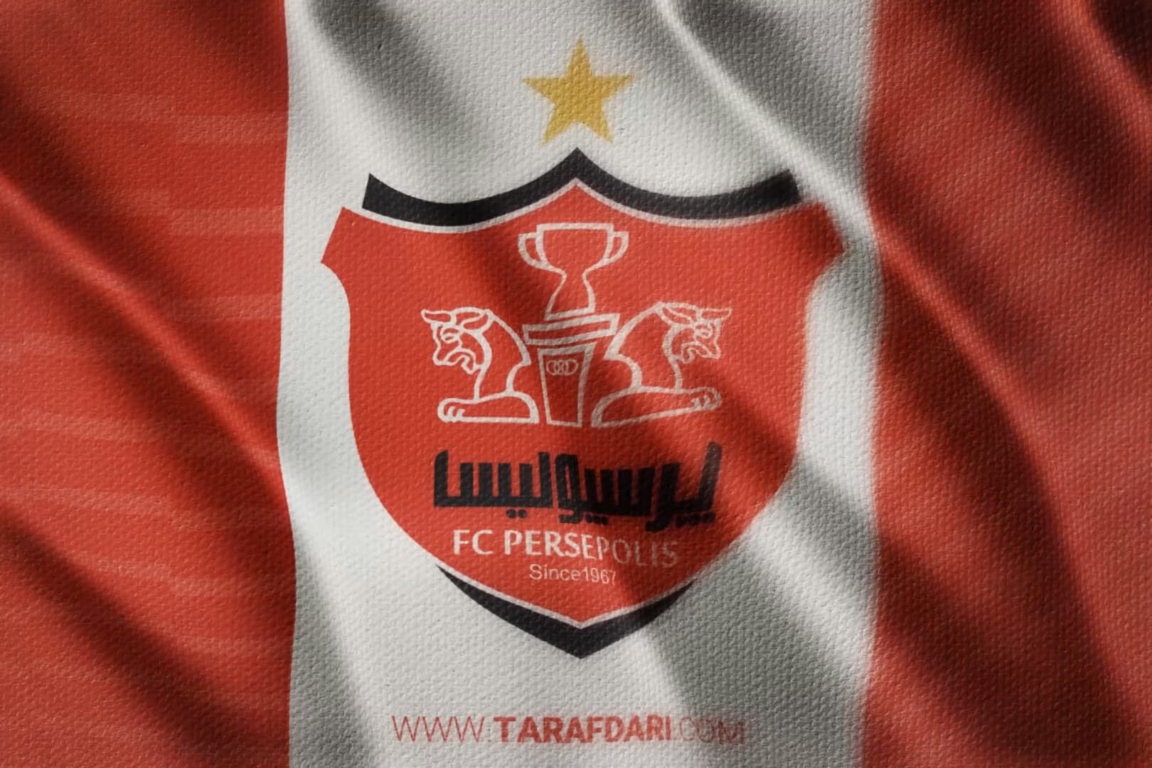 عکس از لوگوی باشگاه پرسپولیس - طرفداری