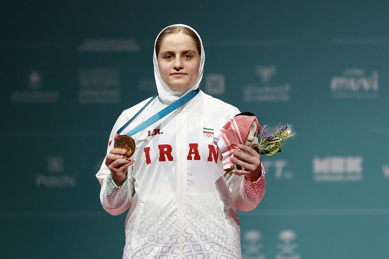 عکس از مهسا بهشتی وزنهبردار زنان ایران