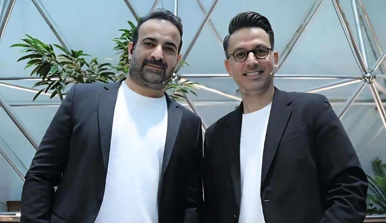 عکس از محمد میر و مهدی توتونچی مجریان شبکه ورزش