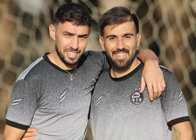 عکس از مونیر الحدادی و مهران احمدی هافبکهای استقلال در تمرینات