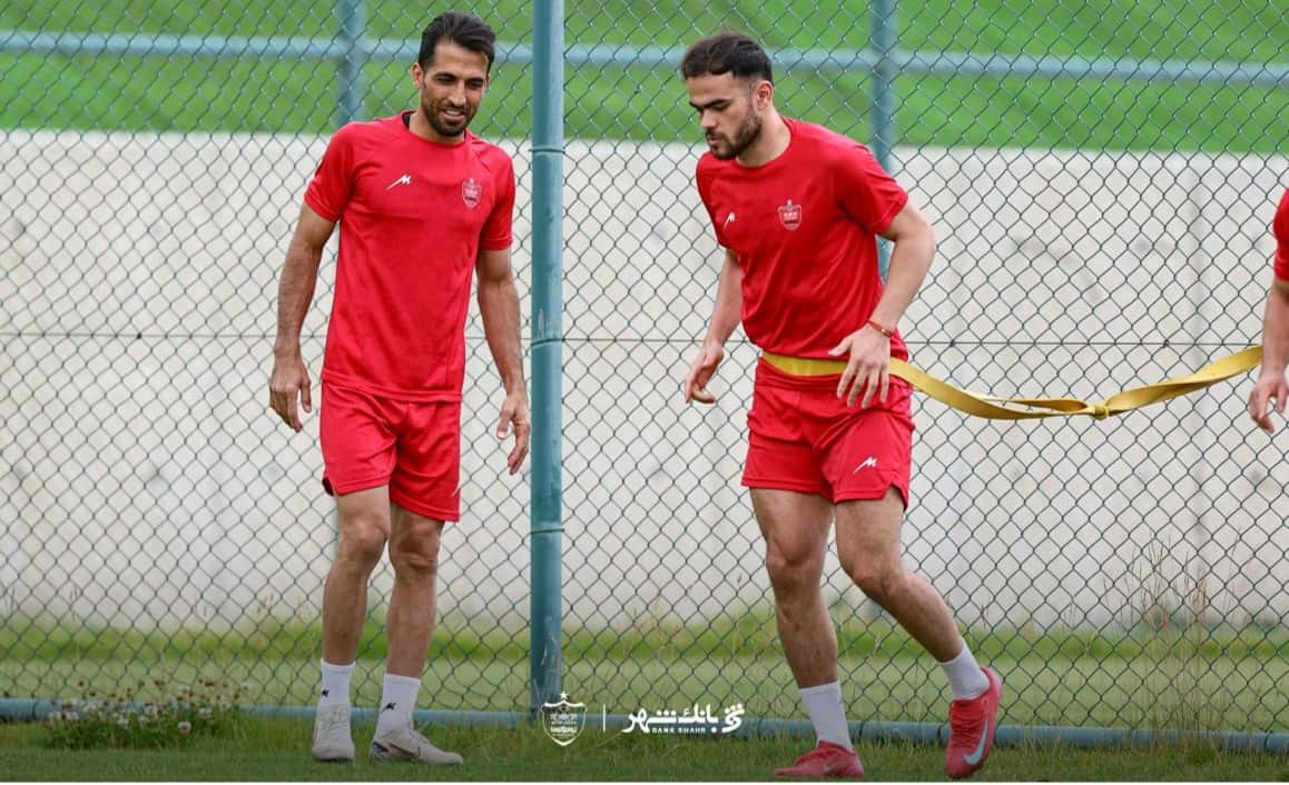 عکس از اوستون اورونوف وینگر پرسپولیس در تمرینات