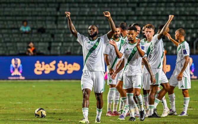 قهرمانی بازیکنان الاهلی در سوپرکاپ عربستان