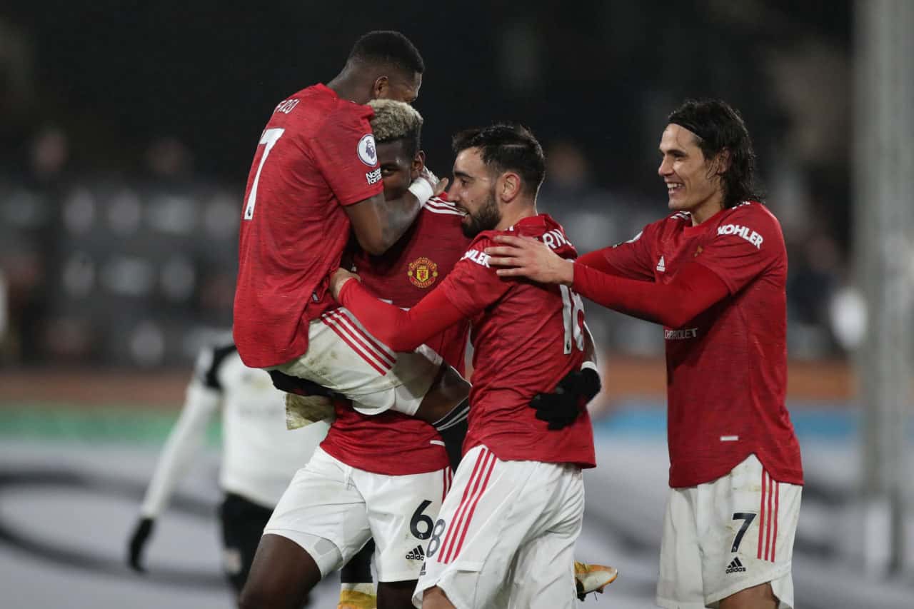 شادی پل پوگبا با بازیکنان منچستریونایتد ـ هافبک فرانسوی منچستریونایتد