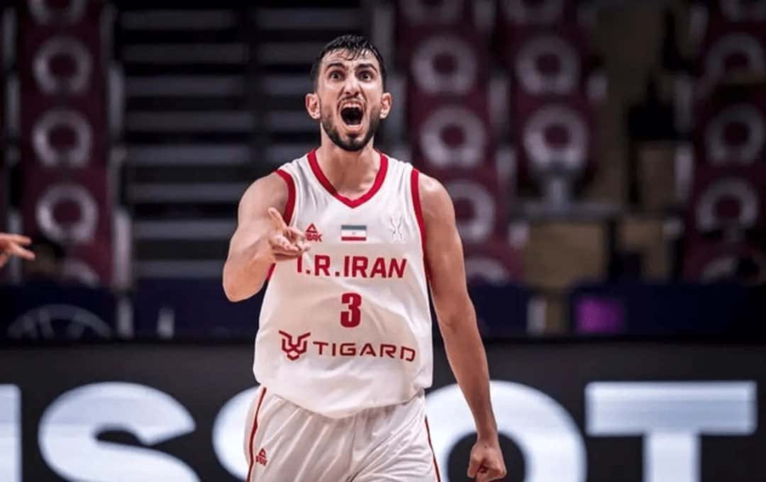 سینا واحدی-تیم ملی بسکتبال ایران