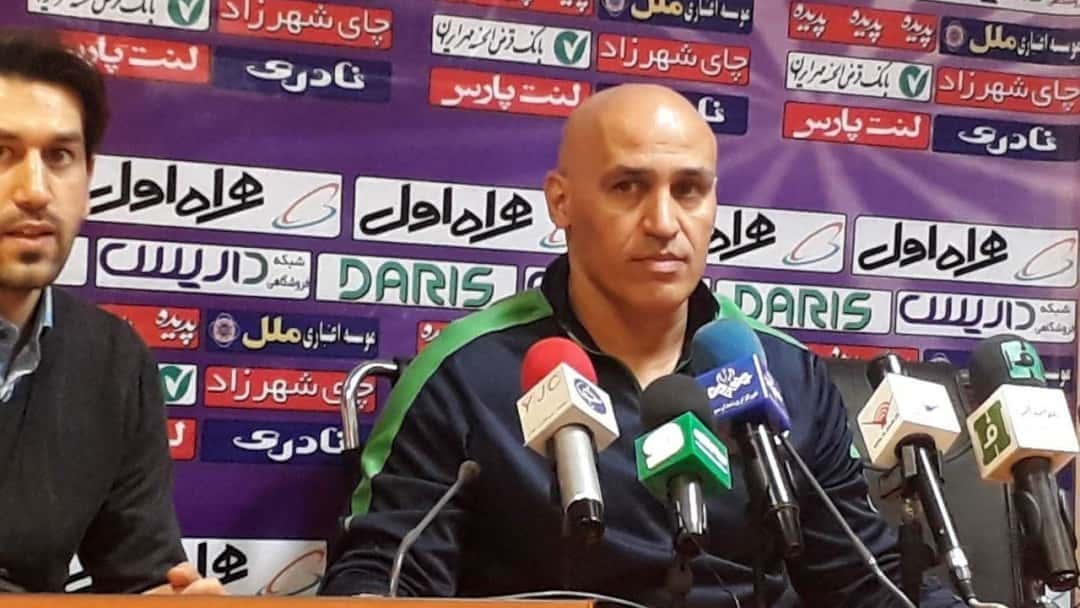 بازیکن ذوب آهن-داوری لیگ برتر-شکست ذوب آهن-هافبک ذوب آهن-باشگاه ذوب آهن-باشگاه پرسپولیس