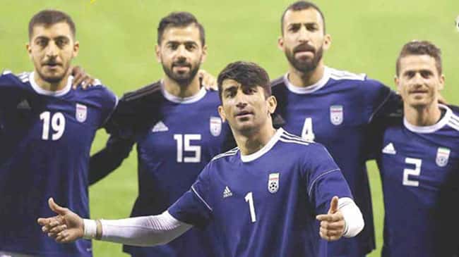 طبیعت گردی علیرضا بیرانوند و وریا غفوری؛ رفاقت واقعی سرخابیها در حاشیه جنگهای مجازی کرونایی