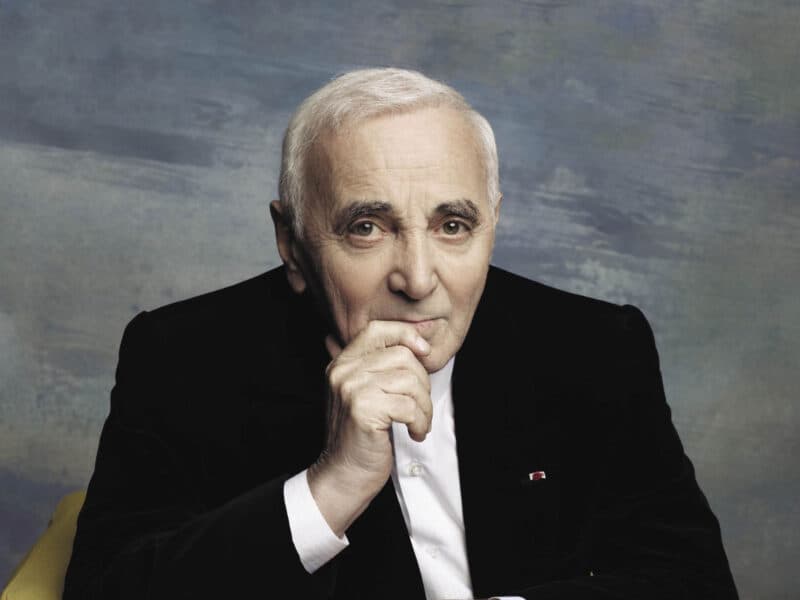 دانلود آهنگ فرانسوی Charles Aznavour - A Mia Moglie