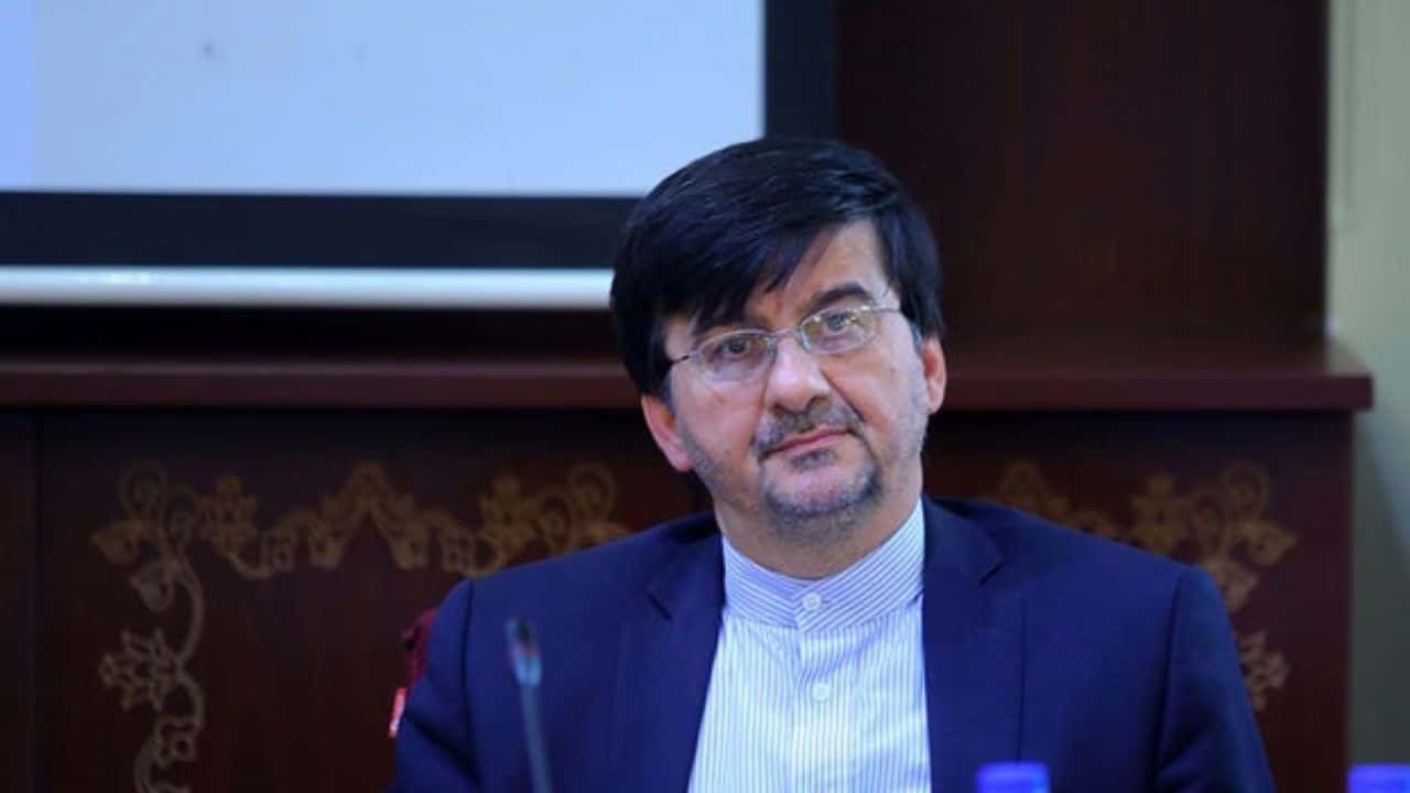 عبدالحمید احمدی: استقلال و پرسپولیس تا پایان پاییز وارد بورس می شوند
