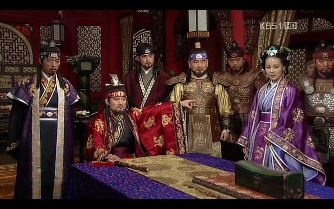 چطور ممکنه آخه ؟ چطور چنین چیزی امکان داره ؟ انگار تمام کائنات دست به دست هم دادن تا این لحظه تاریخی رقم بخوره , فقط به عکس دقت کنید , این عکس باید تو موزه ها به عنوان اثر هنری گذاشته باشه , به طرز ایستادن همه نگاه کنید , این عکس درک بالایی می خواد ...