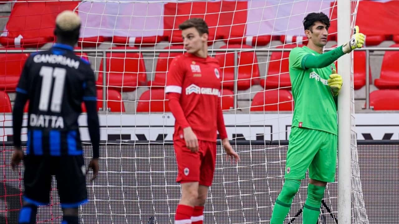 سرمربی آنتورپ: باید به علیرضا بیرانوند زمان داد