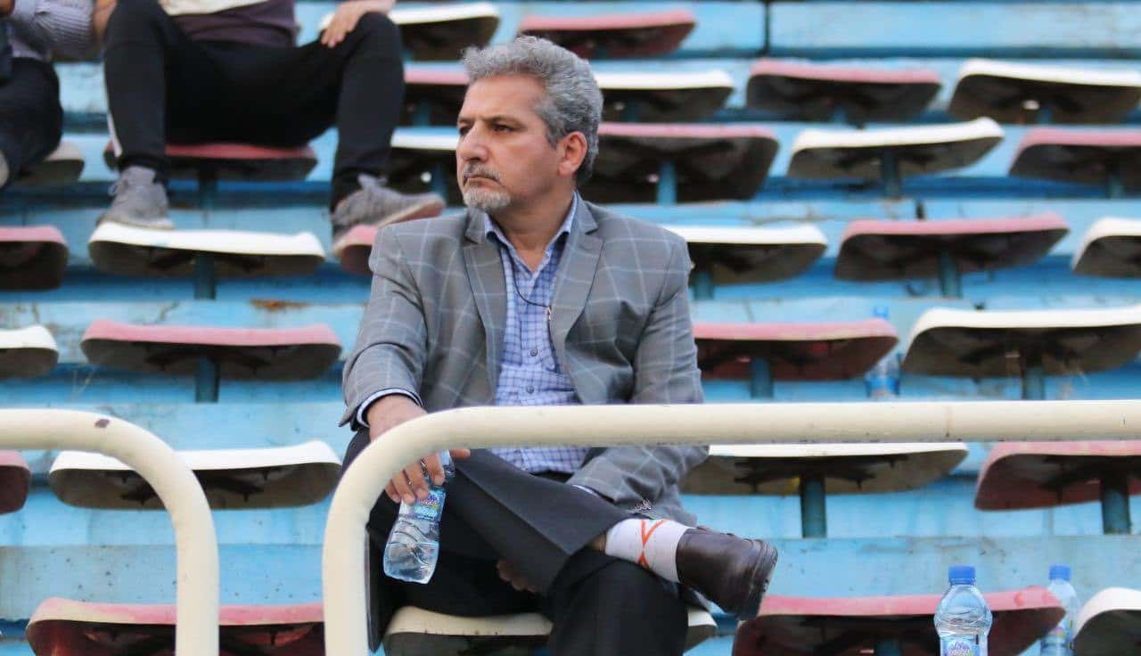 مدیر آکادمی استقلال: سرمربی پاس، دو دندان و بینی مامور حراست را شکست!