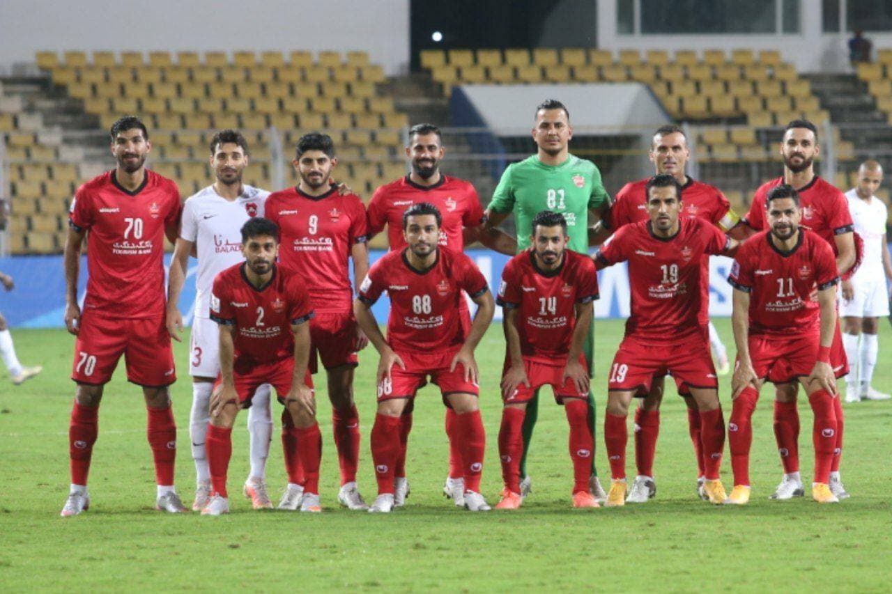 حضور شجاع خلیل زاده در عکس تیمی پرسپولیس، پیش از بازی با الریان قطر