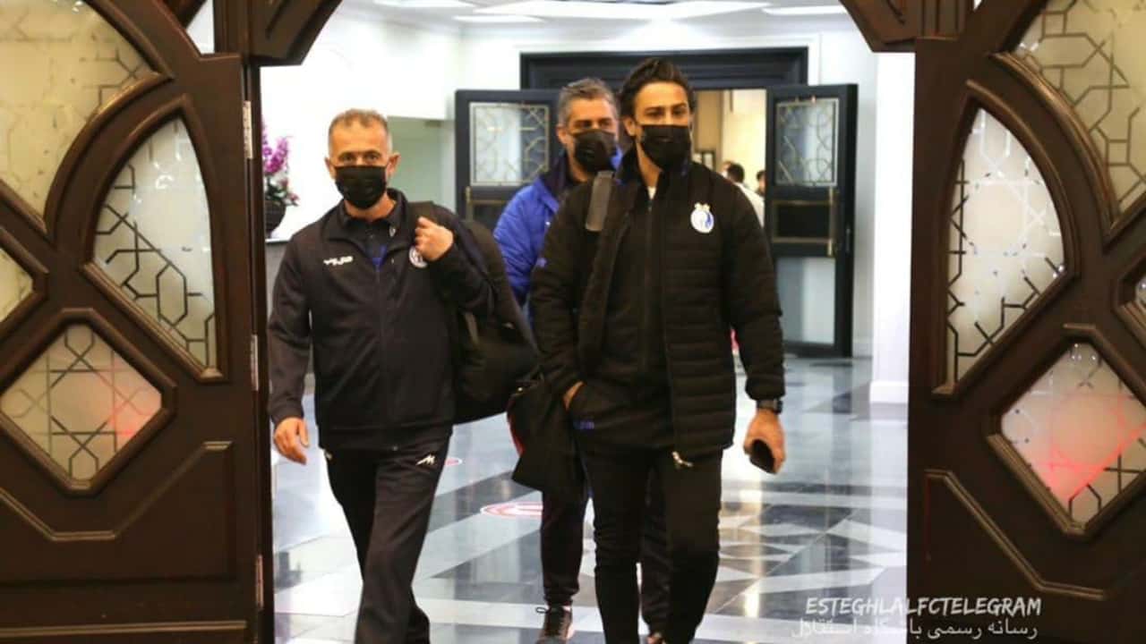 استقلالی ها وارد CIP فرودگاه مهرآباد شدند