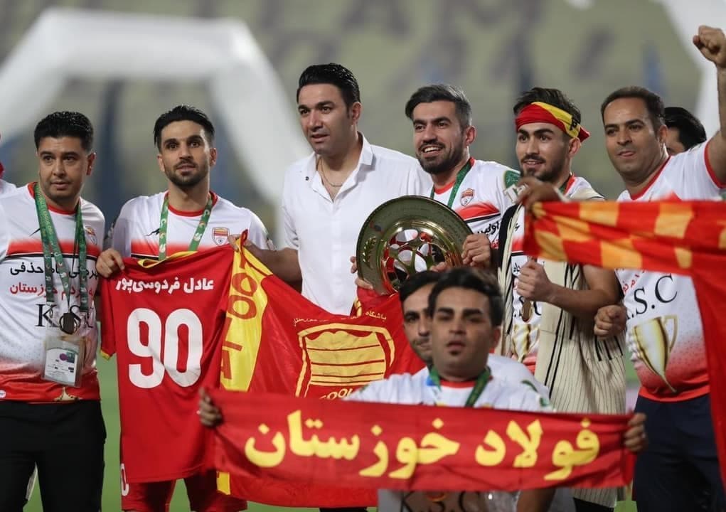 ردپای عادل فردوسی پور در جشن قهرمانی فولاد خوزستان