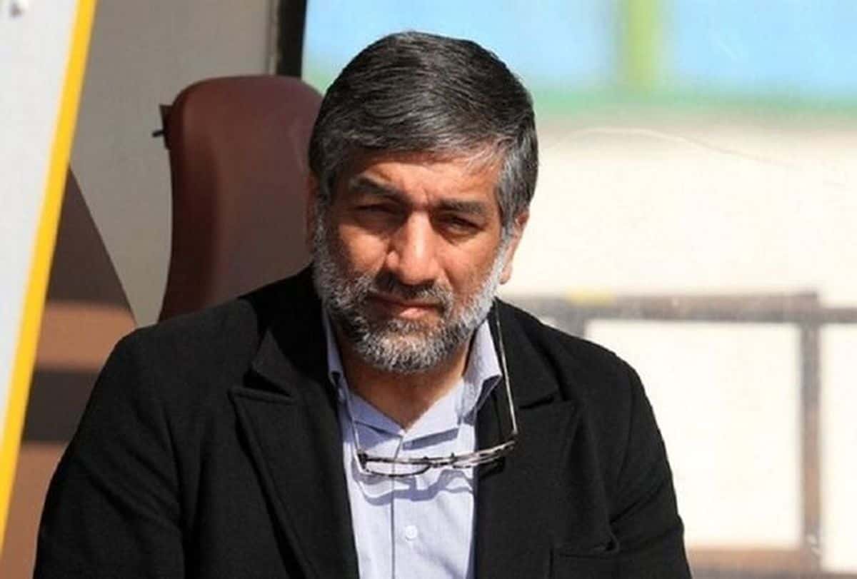 عیسی زاده: تمام قد پشت پورموسوی هستیم/ باید مشکلات بین خود ۲ باشگاه حل شود