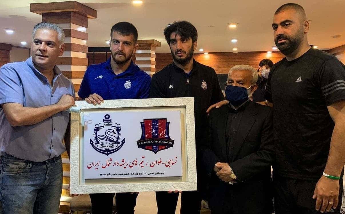 انزلیچی ها مهمان خانواده زنده یاد مهرداد اولادی