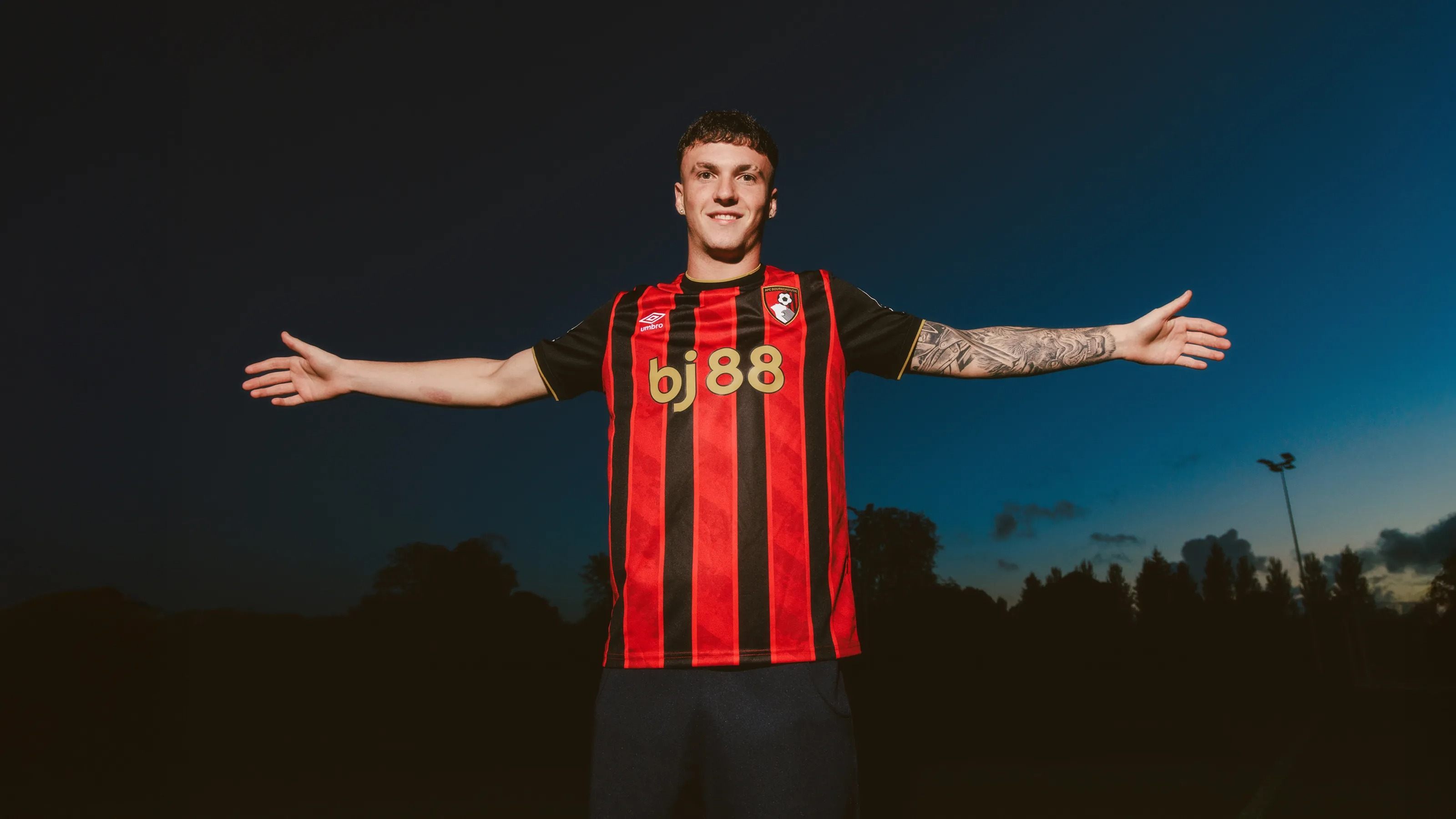 الکس خیمنز در بورنموث