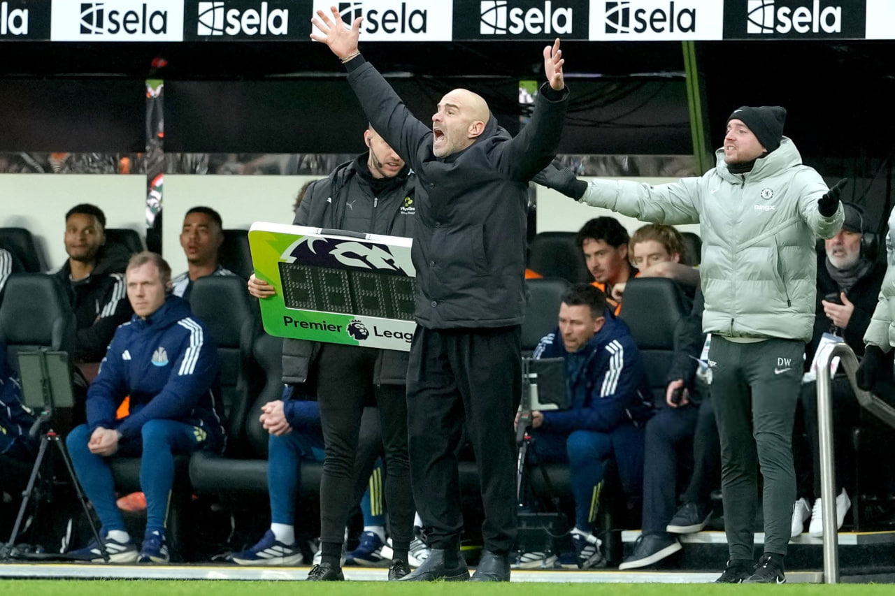 انزو مارسکا در ورزشگاه سنت جیمز پارک نیوکاسل