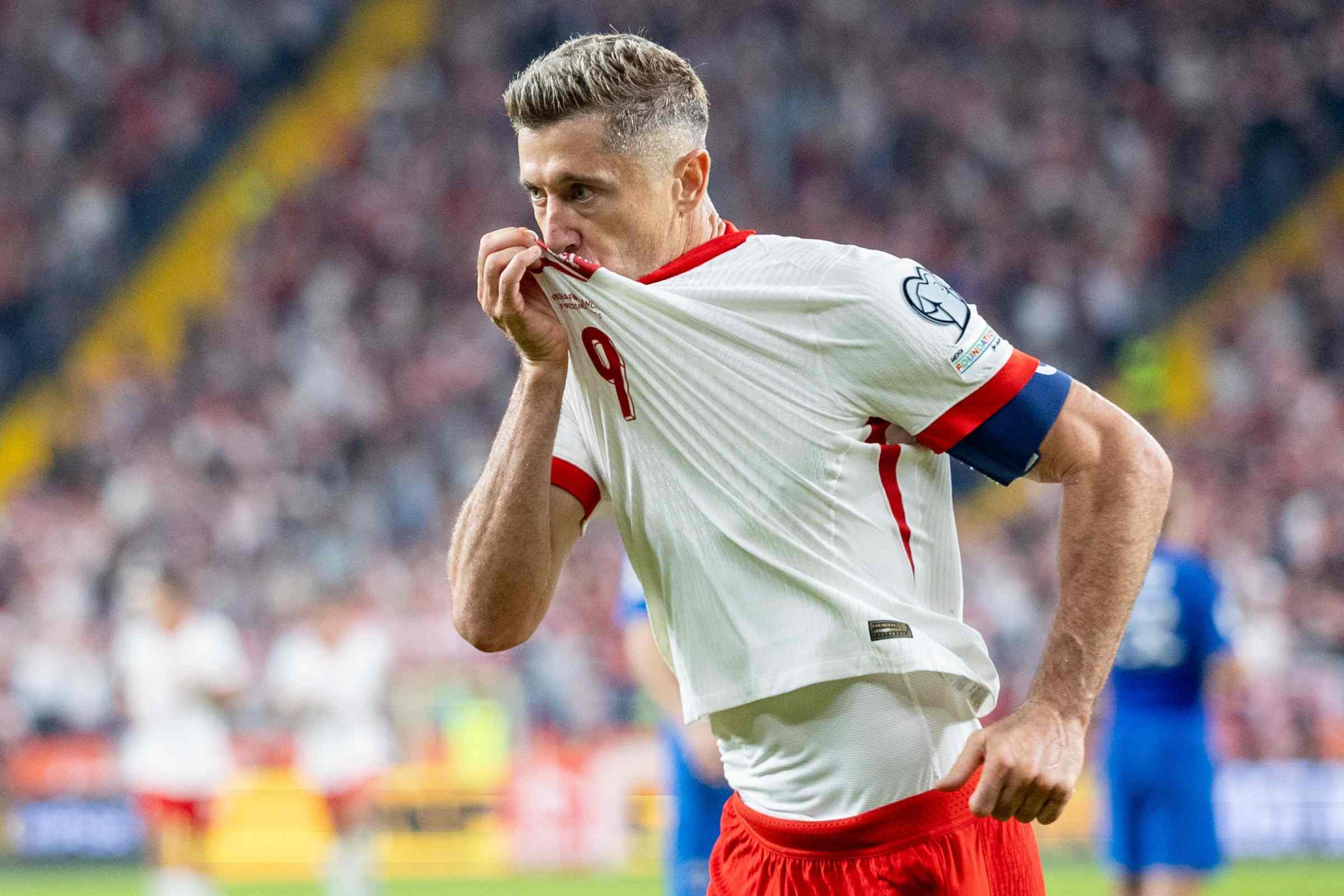 کاپیتان و مهاجم تیم ملی لهستان