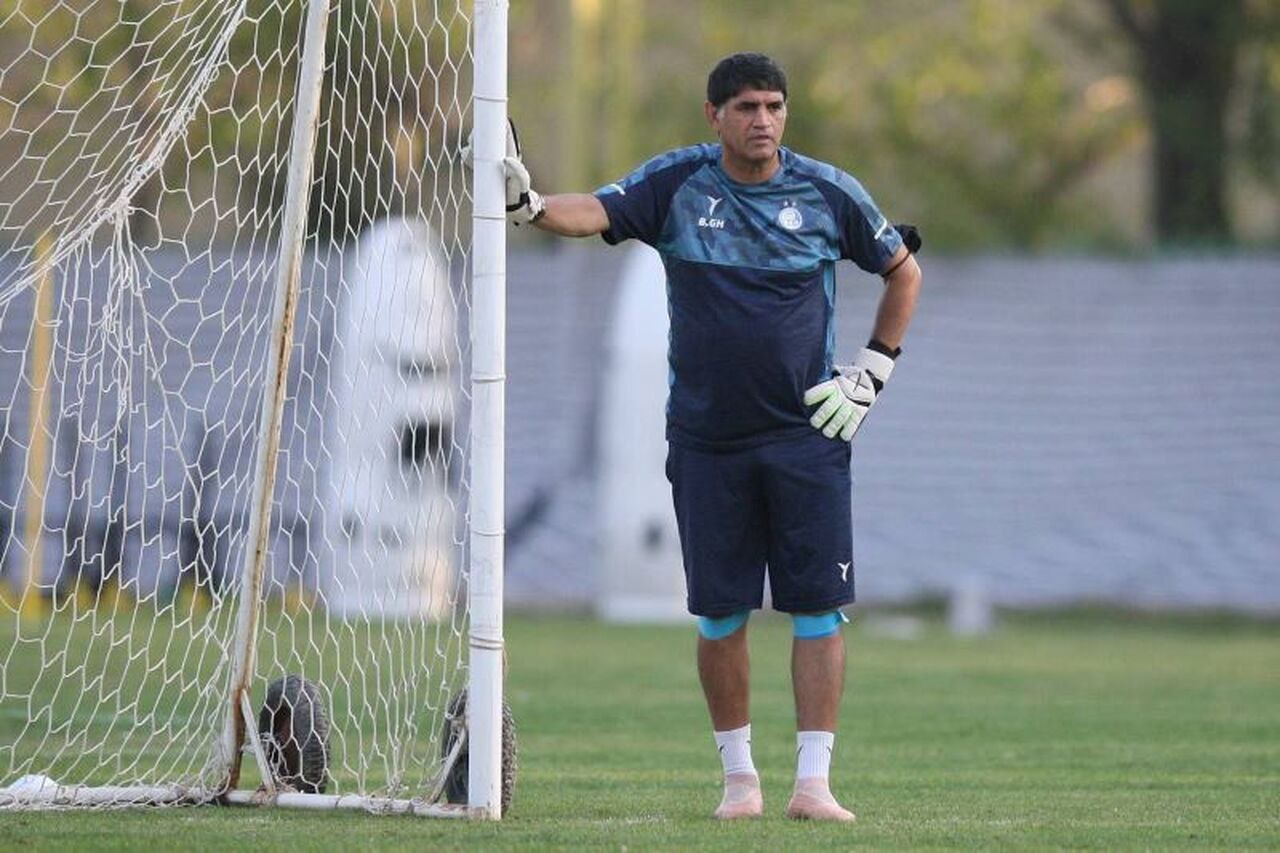 بهزاد غلامپور - استقلال - لیگ برتر فوتبال ایران