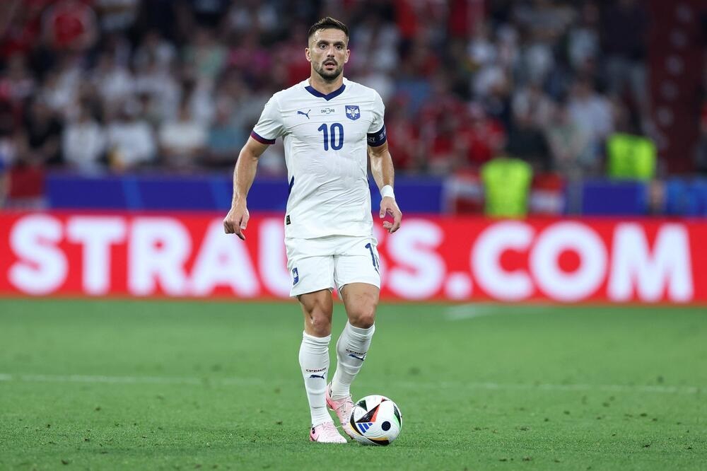 دوشان تادیچ - تیم ملی فوتبال صربستان - الوحده امارات