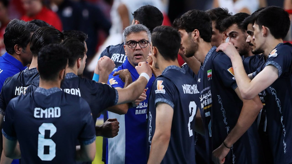 جوانان والیبال ایران - رضا مومنی مقدم