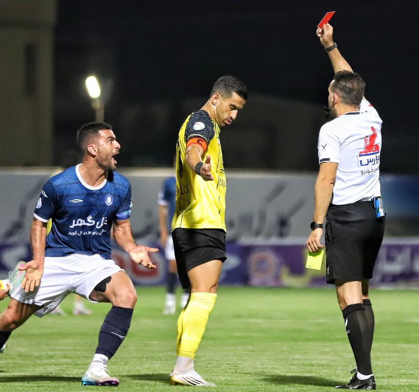 سپاهان - لیگ برتر فوتبال ایران - گل گهر - وحید کاظمی