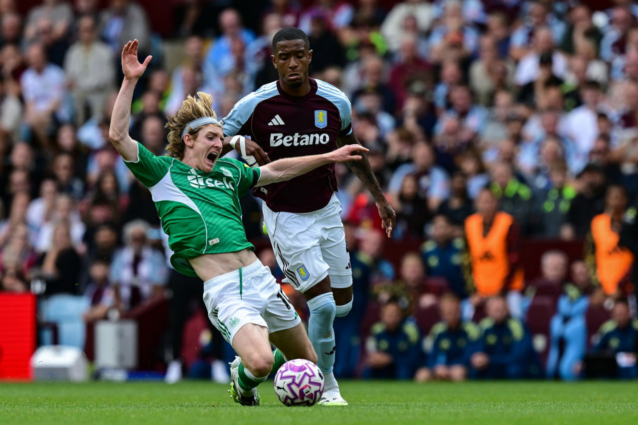 آنتونی گوردون - ازری کونسا - استون ویلا - نیوکاسل