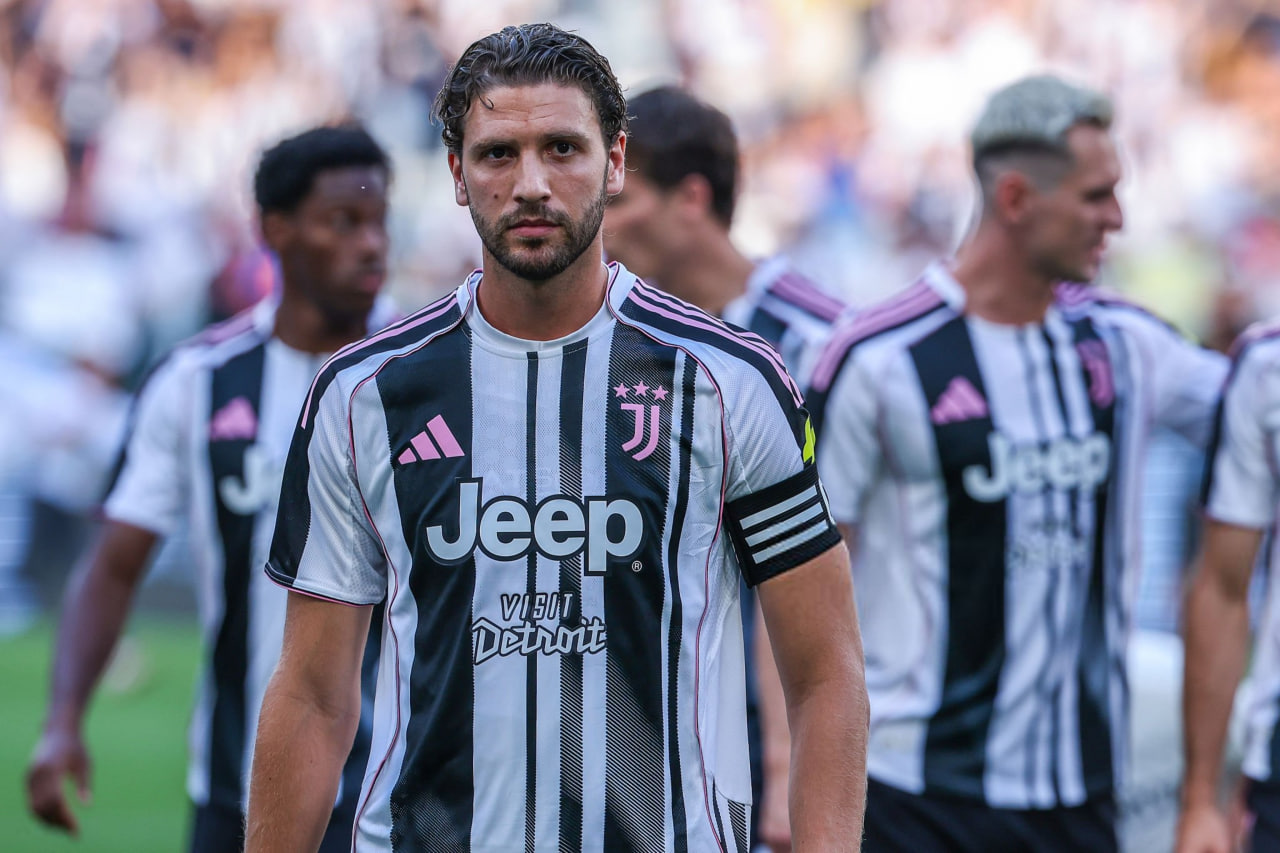 مانوئل لوکاتلی کاپیتان یوونتوس