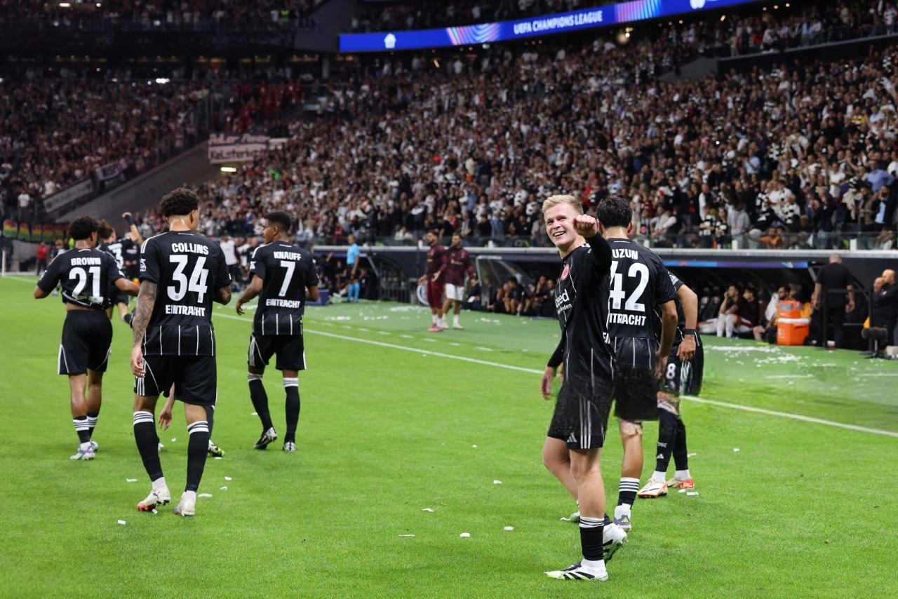 جاناتان بورکارت - آینتراخت فرانکفورت - گالاتاسارای - لیگ قهرمانان اروپا