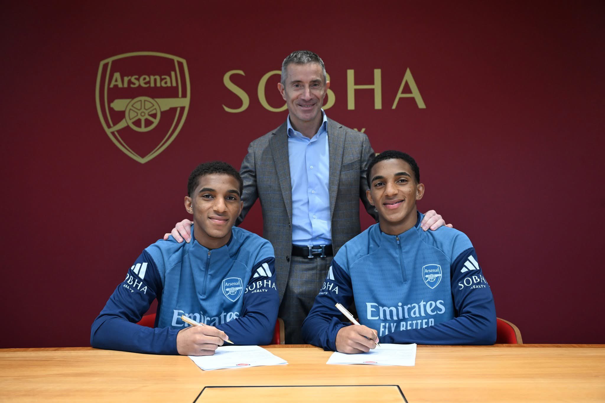 ادوین و هولگر کوئینترو - خریدهای اکوادوری جدید آرسنال