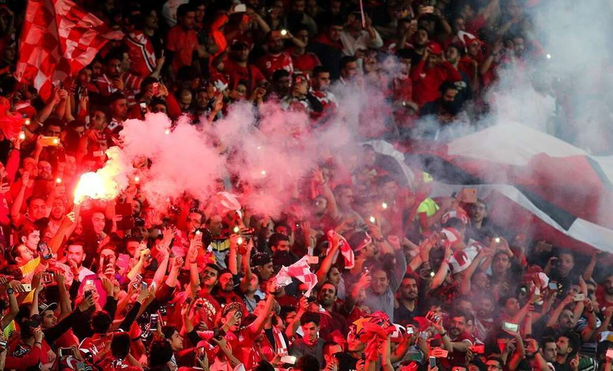 perspolis_fans_456564564474.jpg