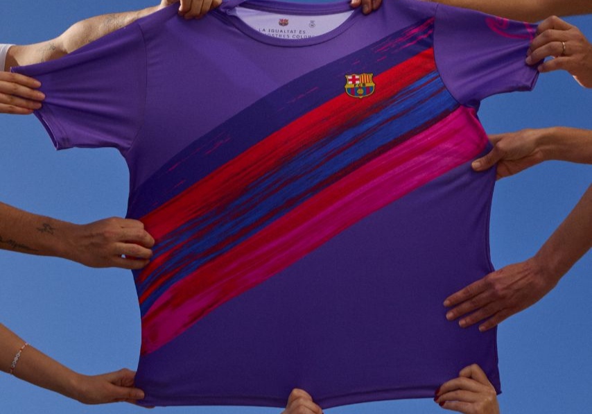 پیراهن مخصوص بارسلونا 