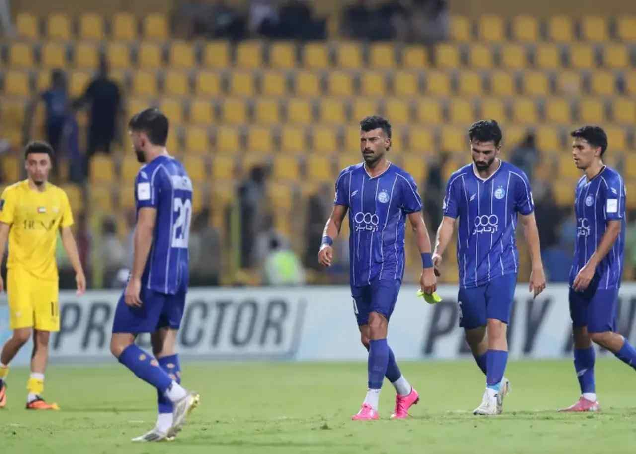 پاسخ عجیب استقلال به پوستر پیکان؛ قلعه حسن خان خراب شد!
