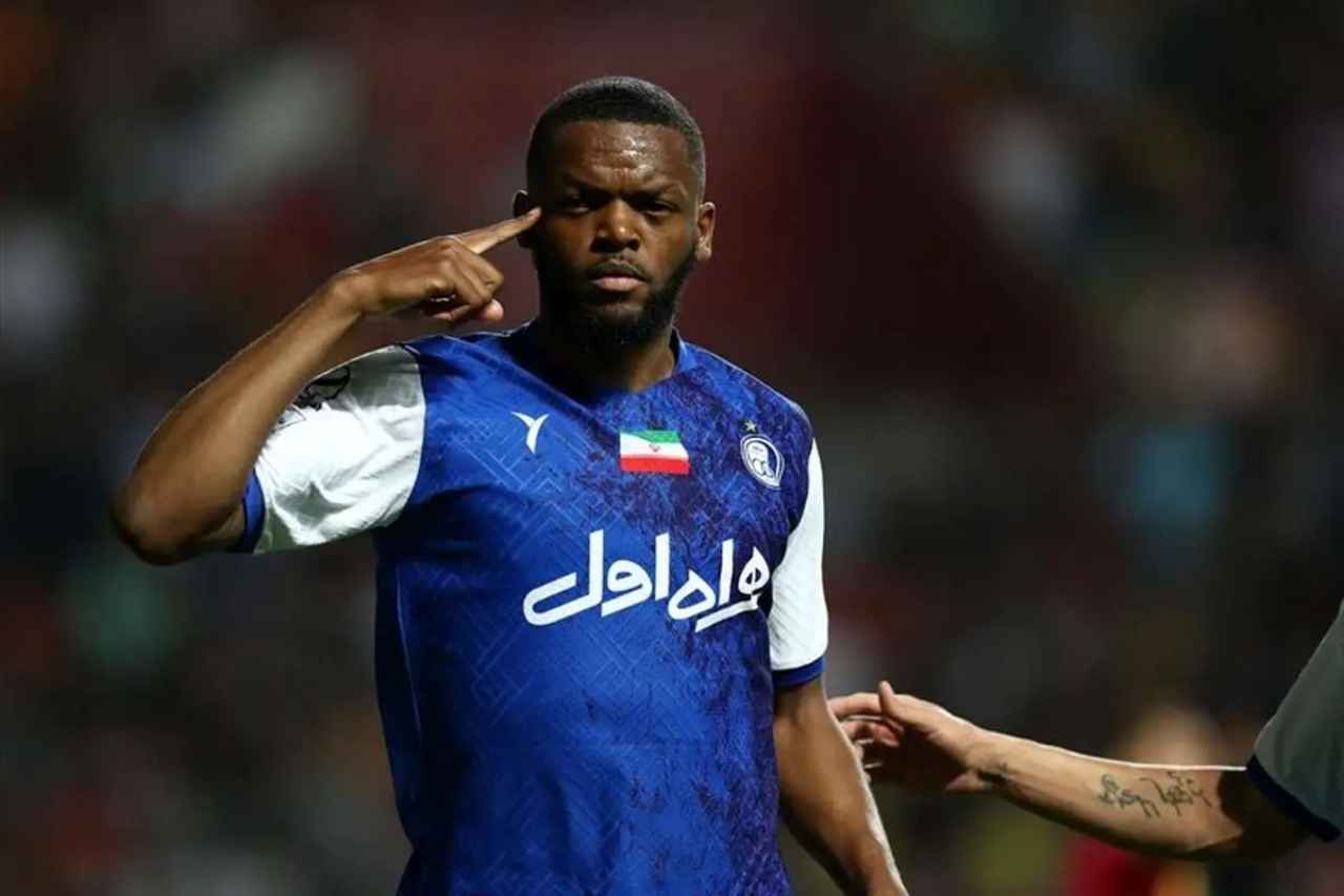 کوین یامگا- استقلال