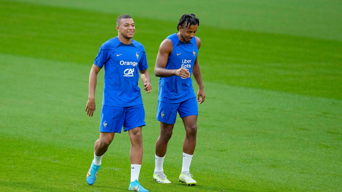 کیلیان امباپه و ژول کونده در تمرینات تیم ملی فرانسه