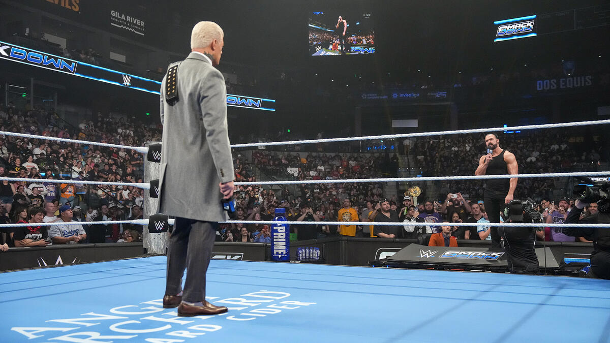 کودی رودز و درو مک اینتایر، ستارگان کشتی کج در شوی اسمکداون WWE