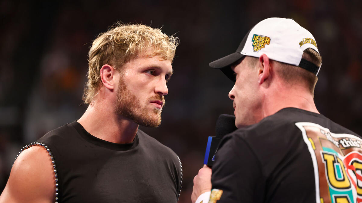جان سینا و لوگان پال، ستارگان کشتی کج و WWE در شوی اسمکداون