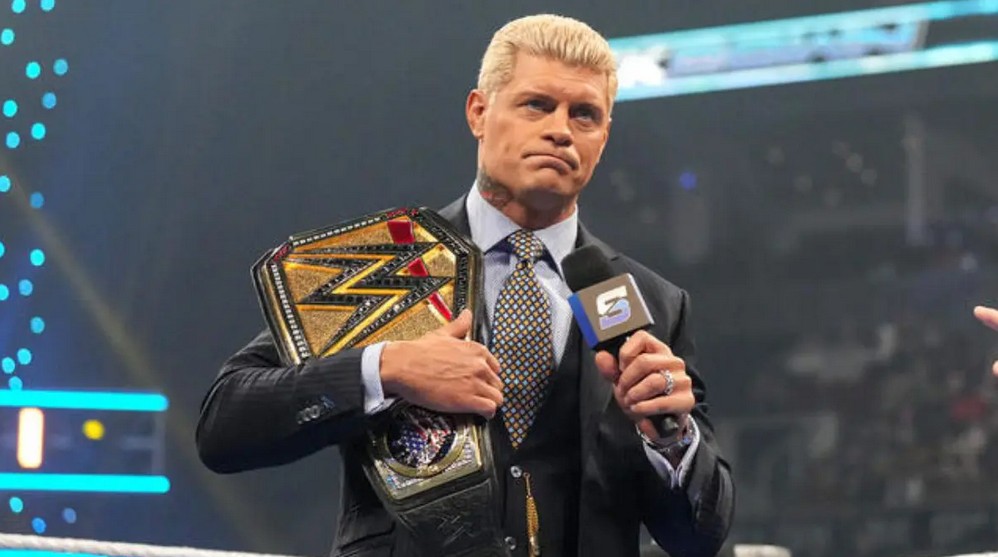 کودی رودز، ستاره کشتی کج و WWE در شوی اسمکداون