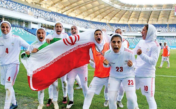 عکس از بازیکنان تیم ملی فوتبال زنان