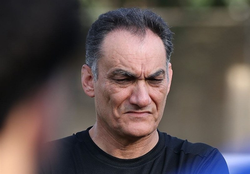 عکس از البرز حاجی پور مدیر تیم استقلال خوزستان