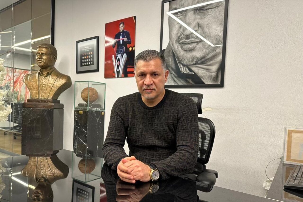 علی دایی عکس از علی دایی اسطوره تیم ملی ایران