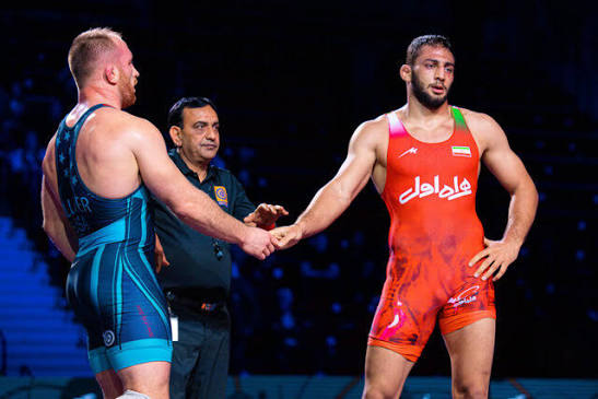 امیرعلی آذرپیرا و کایل اسنایدر در رقابت‌های کشتی رنکینگ