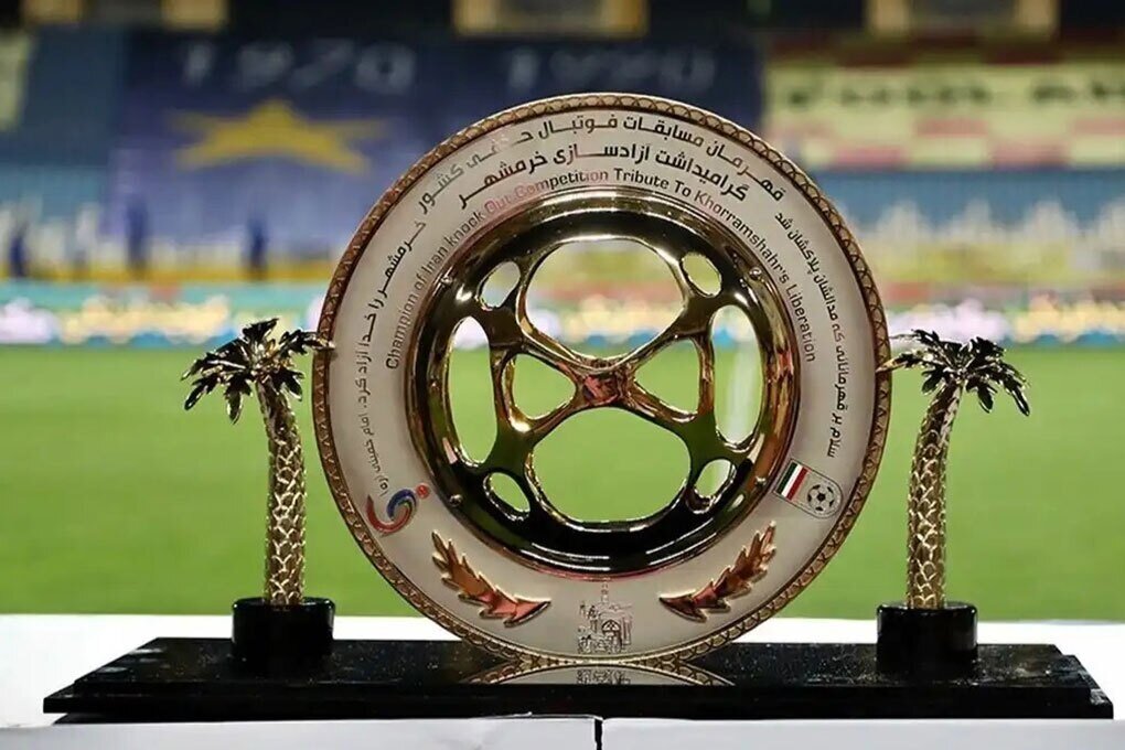 عکس از کاپ قهرمانی جام حذفی ایران