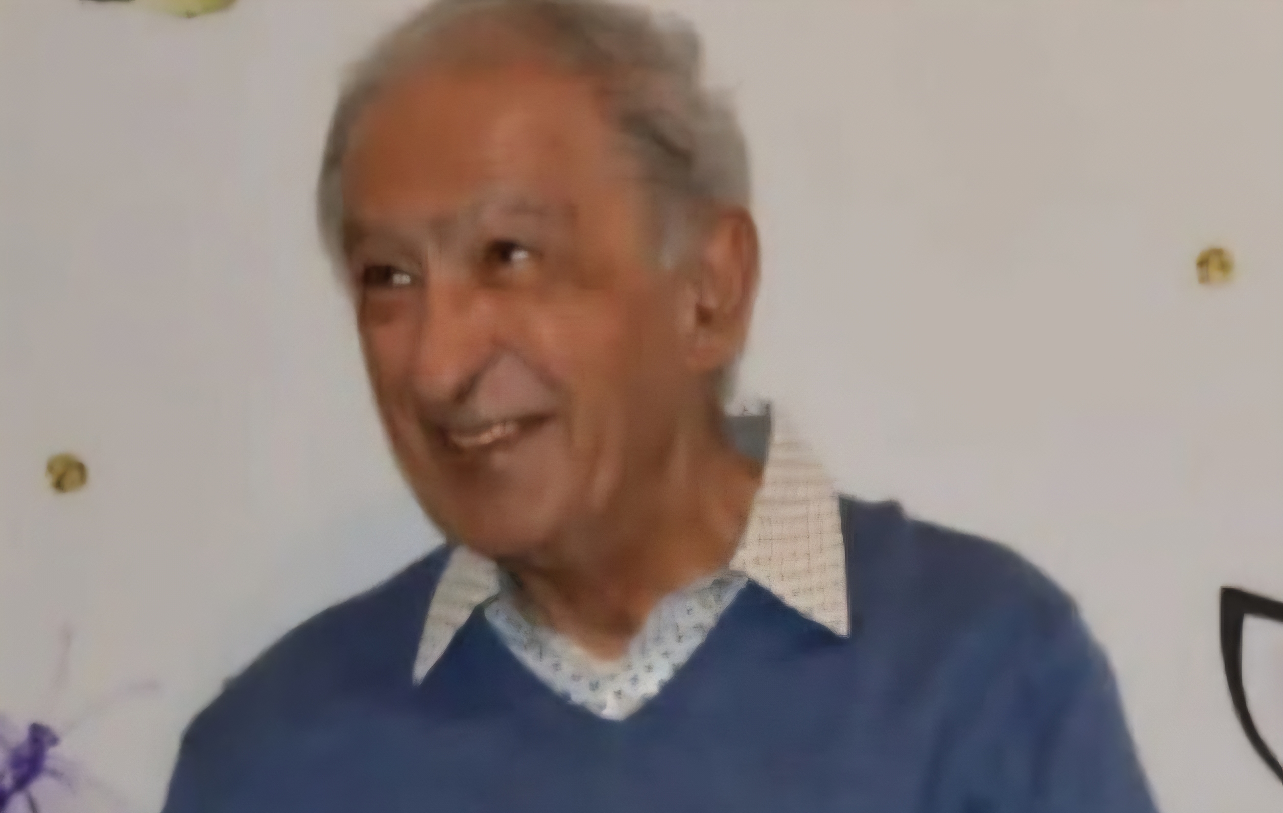 عکس از منوچهر صفتی پیشکسوت تنیس ایران